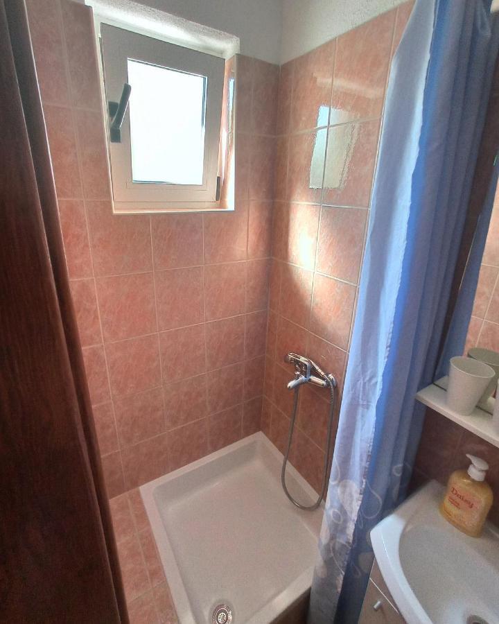 Casa Del Olivo Apartment Tucepi Luaran gambar
