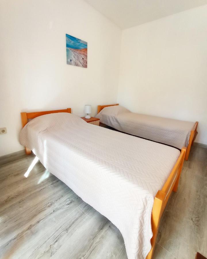 Casa Del Olivo Apartment Tucepi Luaran gambar