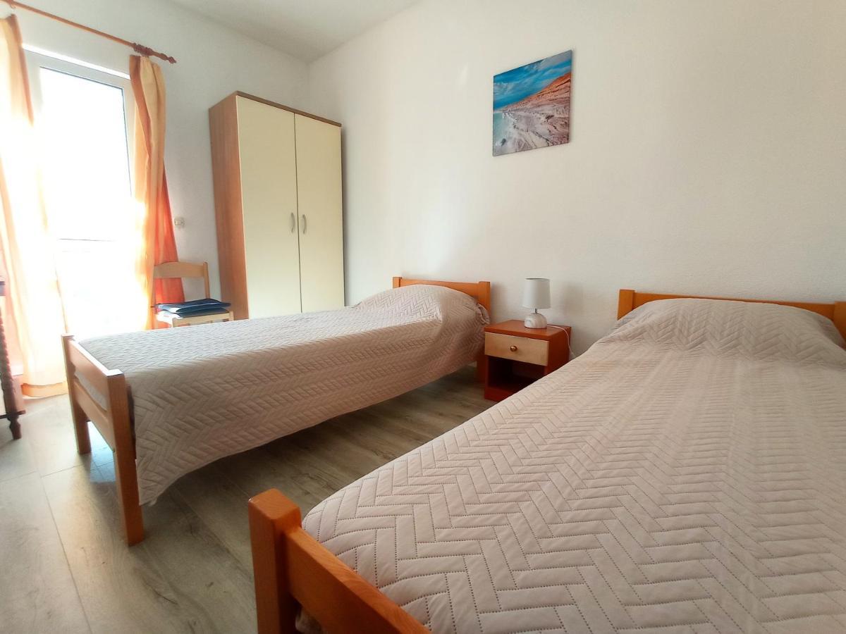 Casa Del Olivo Apartment Tucepi Luaran gambar