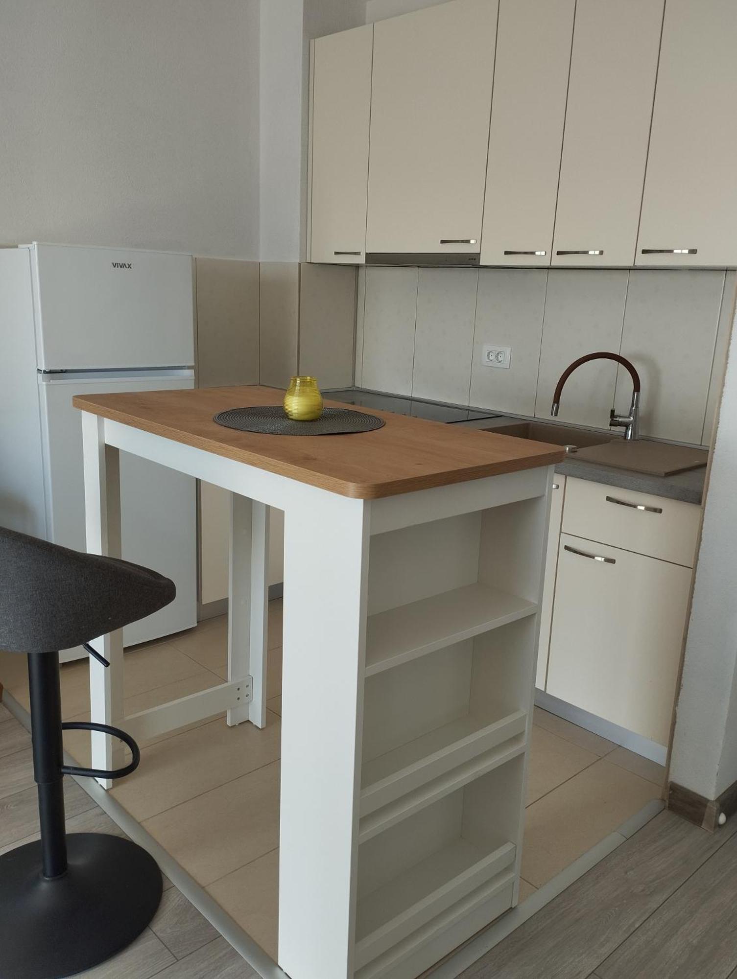 Casa Del Olivo Apartment Tucepi Luaran gambar